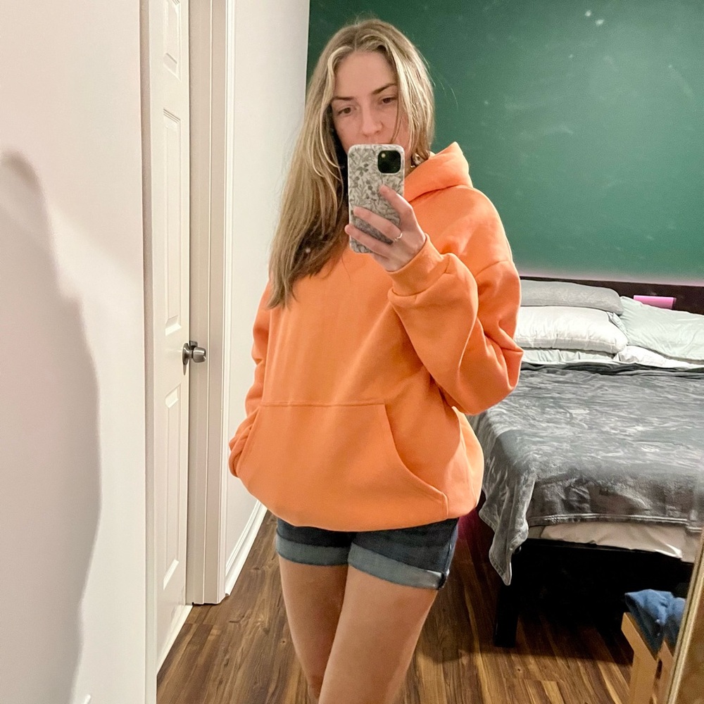 Comfrt Signature Hoodie in Coral - Picture 5 of 7